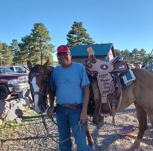 Meet your Posher, Jj